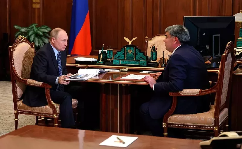 Владимир Путин провёл рабочую встречу с Главой КБР Казбеком Коковым
