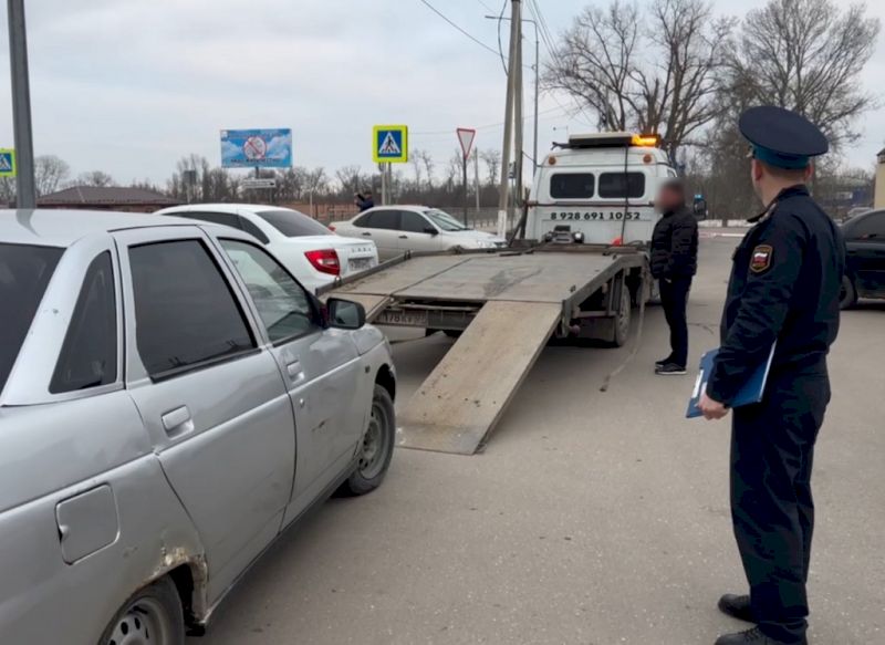 Автоинспекторы Кабардино-Балкарии выявили злостных неплательщиков штрафов