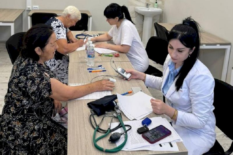 Глава Адыгеи поручил приблизить качественную медпомощь к жителям села