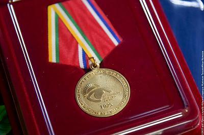 Слабовидящие и незрячие тагильчане отметили 100-летие Всероссийского общества слепых