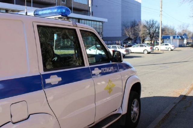 В Майкопе полиция задержала подозреваемого в краже садовых инструментов 