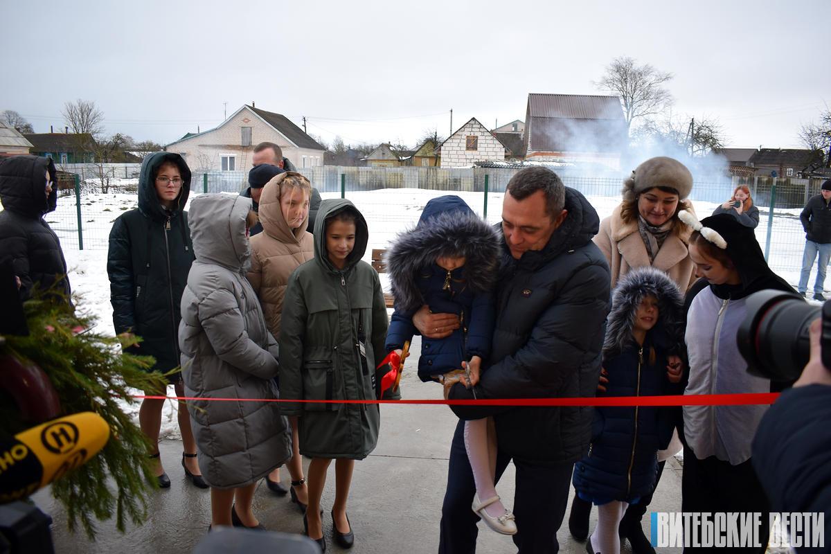 На Закарпатье открыли тридцать первый детский дом семейного типа (ФОТО) @ Закарпаття онлайн