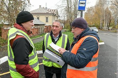 Отремонтированная дорога, построенные тротуары, довольные горожане