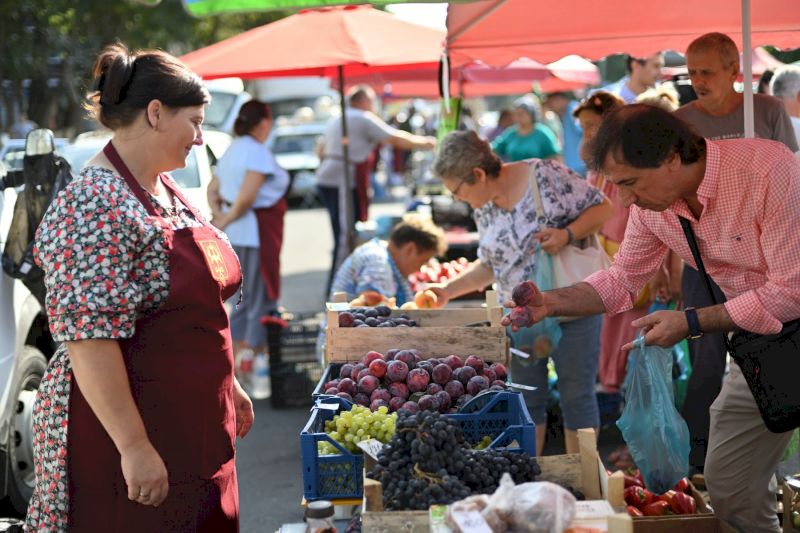 Майкопчан и гостей столицы пригласили на ярмарки выходного дня