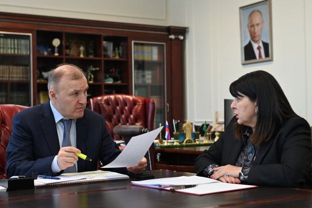 Глава Адыгеи и ректор МГТУ обсудили формирование кадрового потенциала