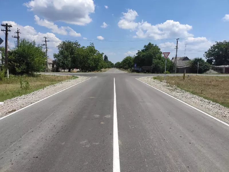 Завершены работы по реконструкции автодороги в селении Ново-Ивановское