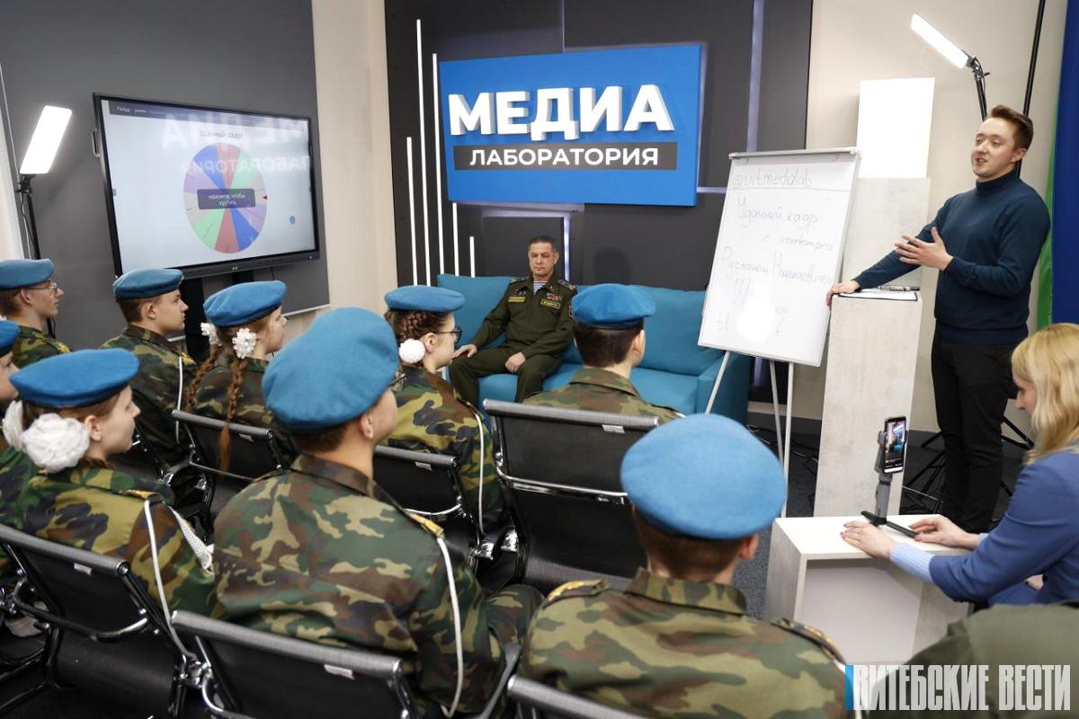 категория в автошкола. обучение на категорию е. категория в автошкола. категории машин в автошколе. автомобиль категории е.