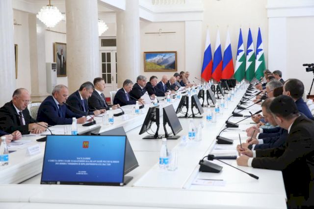 Казбек Коков провел заседание Совета по инвестициям и предпринимательству