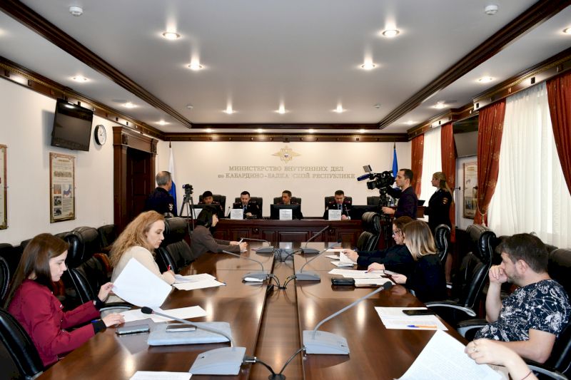 В Кабардино-Балкарии обсудили меры по борьбе с коррупцией